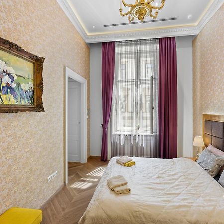 Count Zrinyi Basilica Luxurious Residence Budapest Eksteriør billede