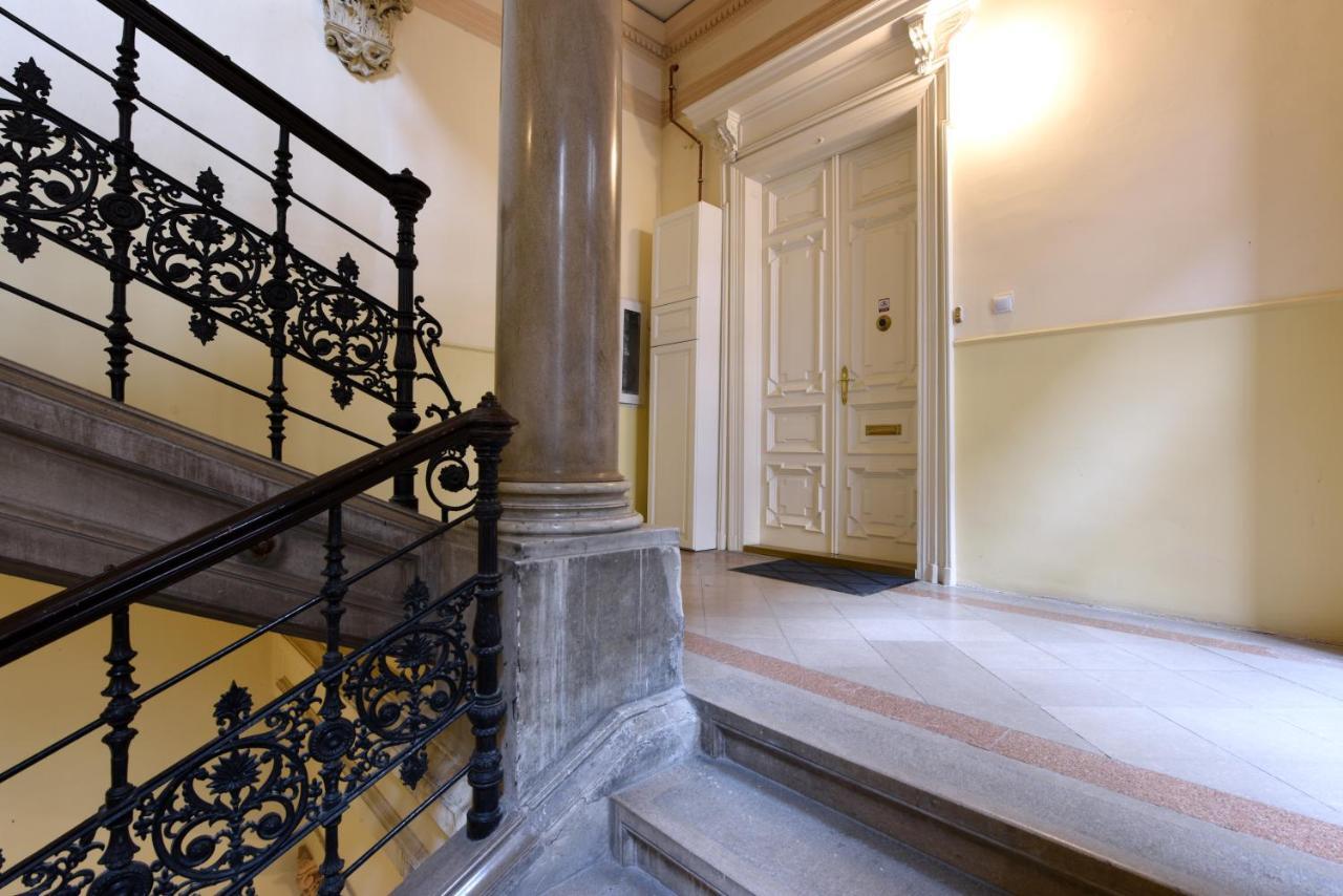 Count Zrinyi Basilica Luxurious Residence Budapest Eksteriør billede